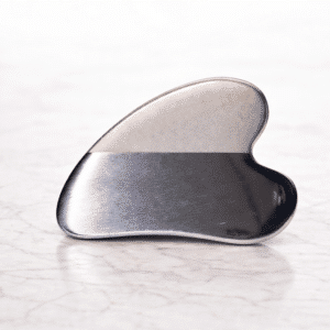 Camilla of Sweden Gua Sha i stål