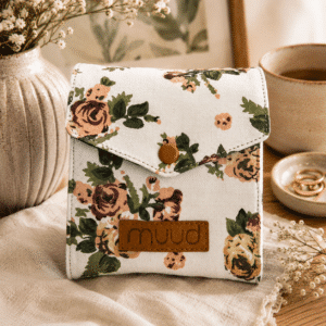 Muud Betina Pindeetui | Blomstret Canvas