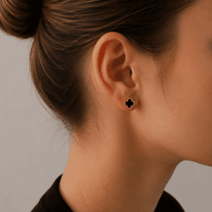 Clover ørestikkere sort & guld | 18K forgyldt